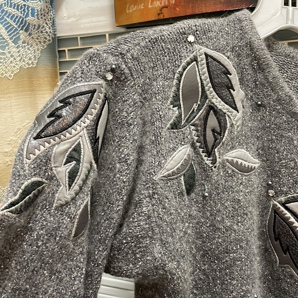 Silk/Wool oversized sweater grey floral faux leather floral S - Picture 13 of 13